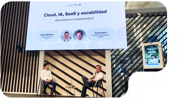 Dialog between Isidoro Martínez and Álvaro Sierra about Cloud, IA and agents
